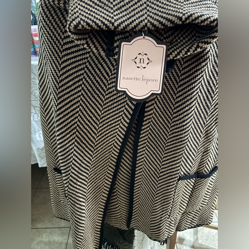Nanette Lepore Black and Tan Knit Ruana
